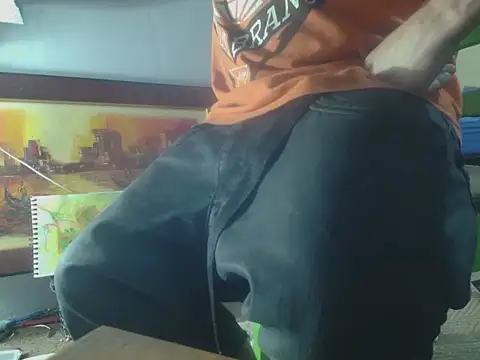 poesnuus999 online show from 03/04/26, 05:31