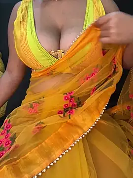 Snapshot of soumita chatting on 02/18/25, 11:55 soumita online show from 02/18/25, 11:55