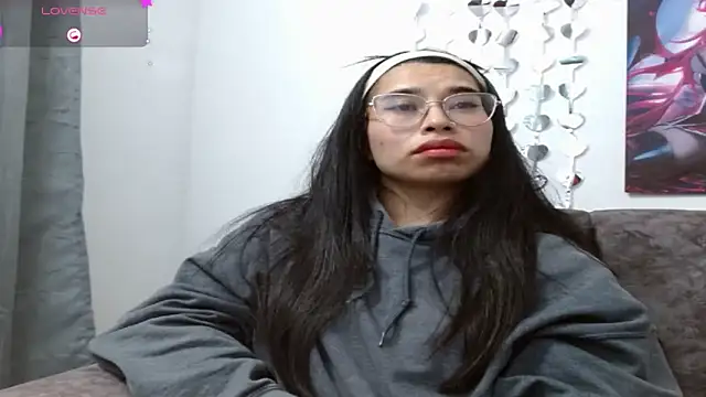 Snapshot of DearAbbiee chatting on 09/18/25, 11:08 DearAbbiee online show from 09/18/25, 11:08