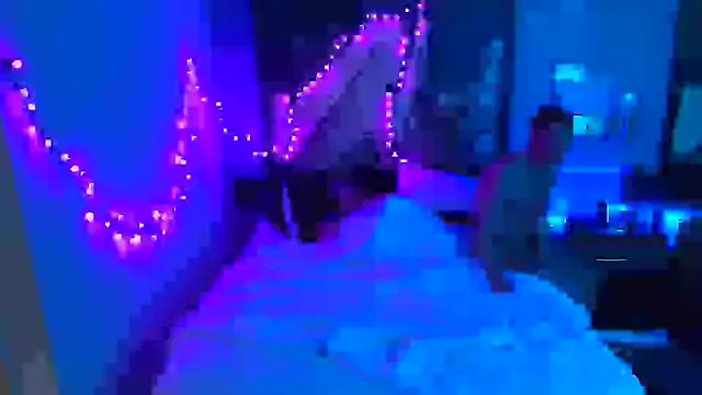 Snapshot of hotemberly_jake chatting on 01/10/25, 11:22 hotemberly jake online show from 01/10/25, 11:22