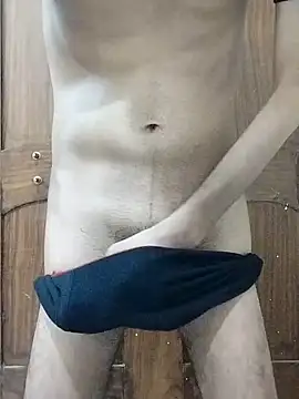 fakelove95 online show from 10/31/25, 08:27