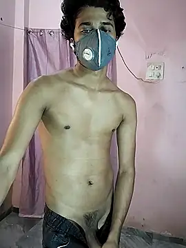 Ultimate cHappiE online show from 12/18/25, 10:41