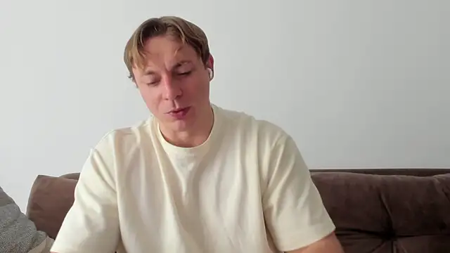 Snapshot of o_r_b_i_t chatting on 03/15/25, 11:19 o r b i t online show from 03/15/25, 11:19