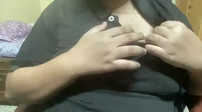 FatIndianBoy online show from 12/26/24, 02:05