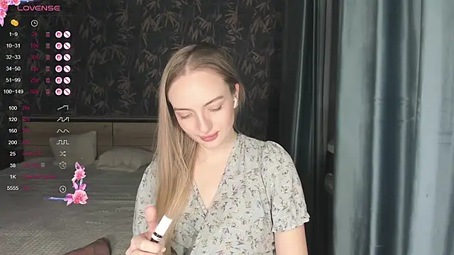 A delina online show from 04/03/26, 05:08