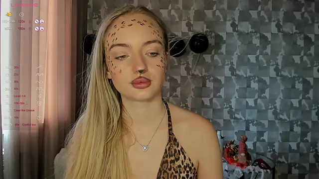 Snapshot of A_delina chatting on 10/25/25, 10:47 A delina online show from 10/25/25, 10:47