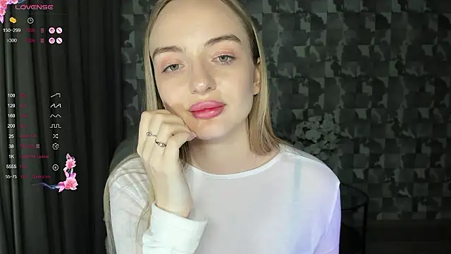 A delina online show from 03/10/26, 04:55