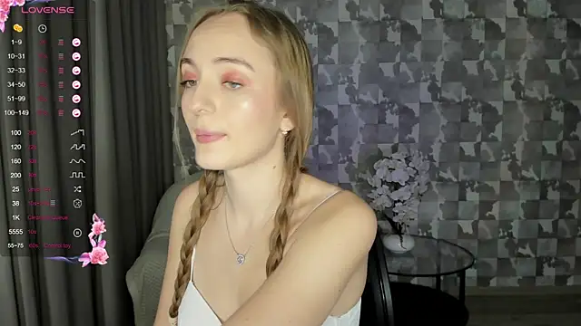 A delina online show from 02/04/25, 03:04