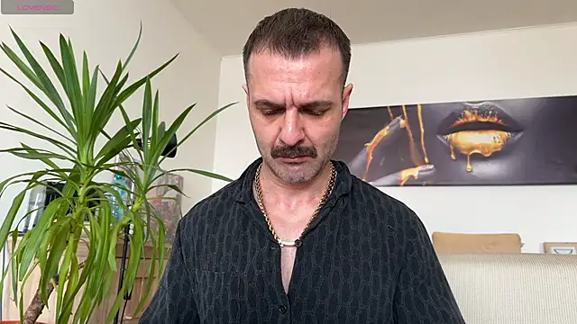 Snapshot of Asmodeuss666 chatting on 02/25/25, 07:20 Asmodeuss666 online show from 02/25/25, 07:20