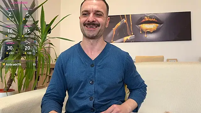 Snapshot of Asmodeuss666 chatting on 02/15/25, 08:33 Asmodeuss666 online show from 02/15/25, 08:33