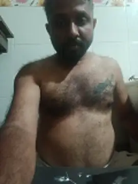 Snapshot of carria_homes chatting on 02/16/26, 06:39 carria homes online show from 02/16/26, 06:39