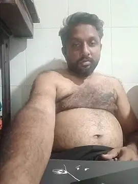 Snapshot of carria_homes chatting on 01/13/26, 07:51 carria homes online show from 01/13/26, 07:51