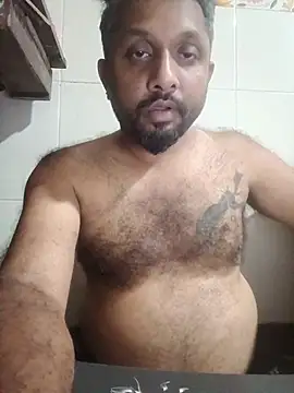 Snapshot of carria_homes chatting on 02/26/26, 08:31 carria homes online show from 02/26/26, 08:31