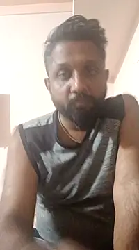Snapshot of carria_homes chatting on 02/17/25, 05:55 carria homes online show from 02/17/25, 05:55