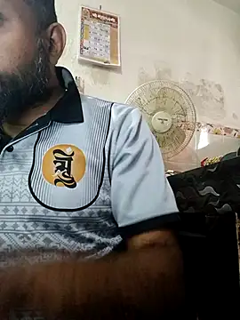 Snapshot of carria_homes chatting on 02/25/25, 11:54 carria homes online show from 02/25/25, 11:54