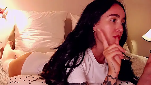 KimKhallifa online show from 06/27/26, 03:29