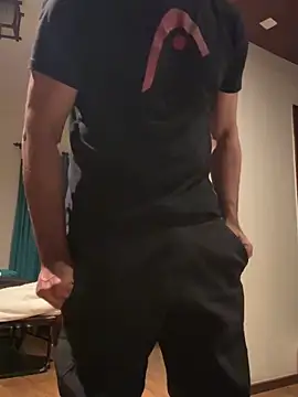 Snapshot of san11326 chatting on 02/27/25, 04:43 san11326 online show from 02/27/25, 04:43