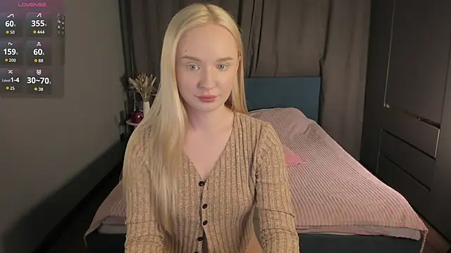 Snapshot of Olivia_livi chatting on 06/17/26, 07:35 Olivia livi online show from 06/17/26, 07:35