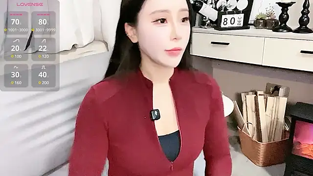 Caicai-a online show from 03/10/25, 02:05