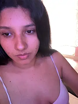 emmariders2 online show from 11/18/25, 04:21