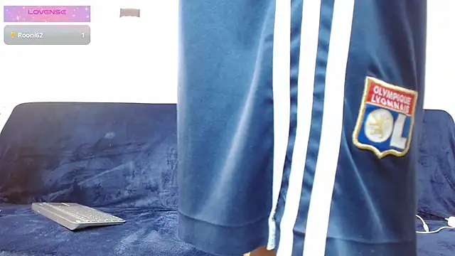 Snapshot of Br4ndxpimm chatting on 09/19/25, 04:00 Br4ndxpimm online show from 09/19/25, 04:00