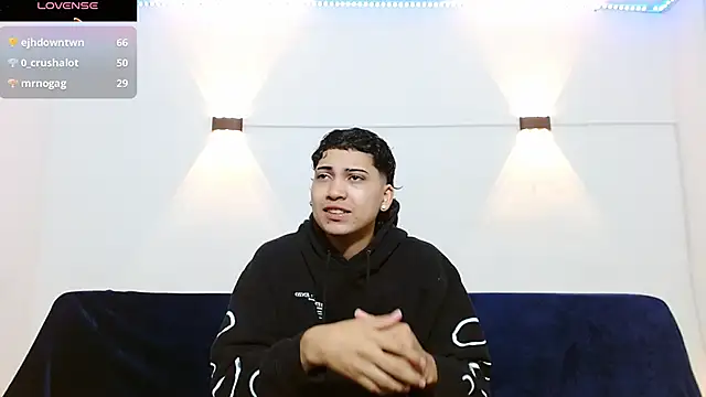 Snapshot of Br4ndxpimm chatting on 11/06/25, 02:54 Br4ndxpimm online show from 11/06/25, 02:54