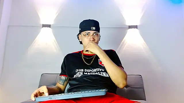 Snapshot of Br4ndxpimm chatting on 01/07/26, 03:39 Br4ndxpimm online show from 01/07/26, 03:39