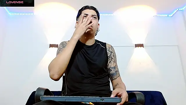 Snapshot of Br4ndxpimm chatting on 11/05/25, 03:48 Br4ndxpimm online show from 11/05/25, 03:48