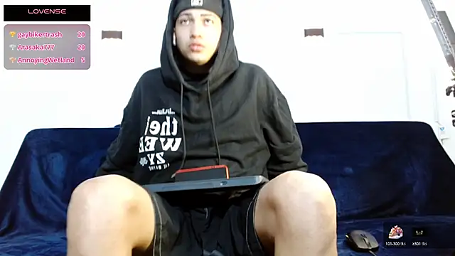 Snapshot of Br4ndxpimm chatting on 09/27/25, 12:44 Br4ndxpimm online show from 09/27/25, 12:44