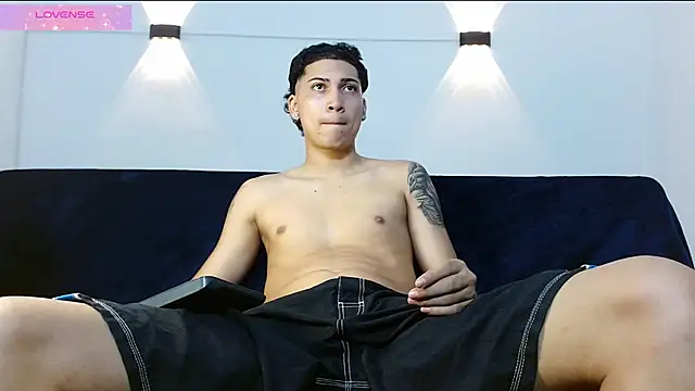 Snapshot of Br4ndxpimm chatting on 09/24/25, 02:56 Br4ndxpimm online show from 09/24/25, 02:56