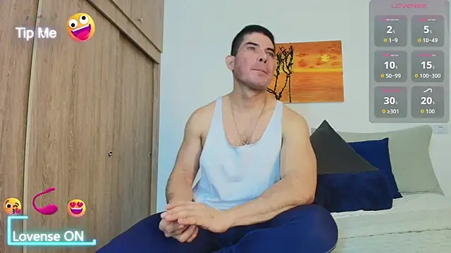 Snapshot of Andrewstelle_coleman chatting on 09/18/25, 05:10 Andrewstelle coleman online show from 09/18/25, 05:10