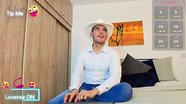 Andrewstelle coleman online show from 11/03/25, 08:56