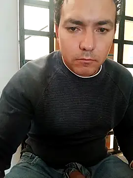 chinoxxx online show from 12/20/25, 07:39