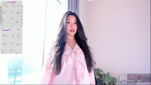 Snapshot of Max_level chatting on 12/22/25, 05:51 Max level online show from 12/22/25, 05:51