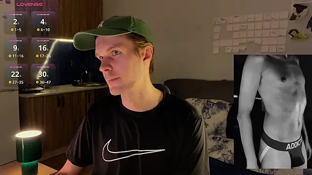 Leonnextdoor online show from 02/22/26, 04:30