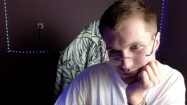 Leonnextdoor online show from 01/02/25, 09:54