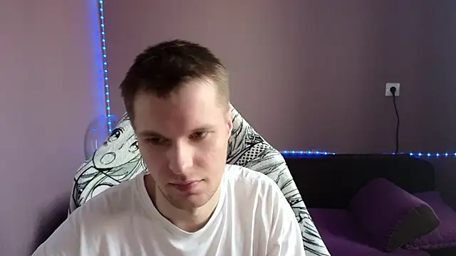 Leonnextdoor online show from 03/06/25, 06:52