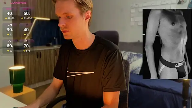 Leonnextdoor online show from 02/23/26, 04:36