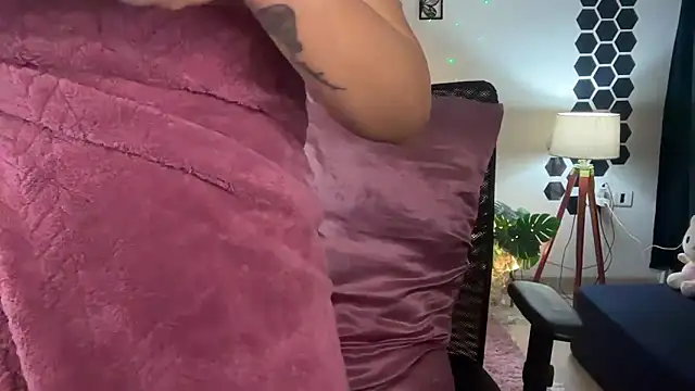 roseofvenom online show from 03/09/26, 07:50