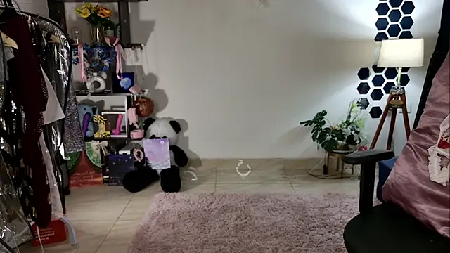 roseofvenom online show from 04/04/26, 07:42