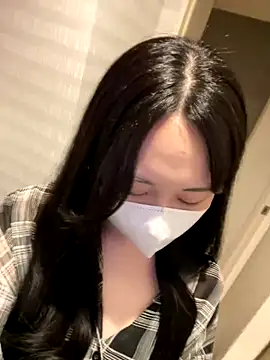 mina 0207 online show from 10/02/25, 03:48