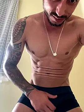 Snapshot of M1chup chatting on 10/03/25, 07:37 M1chup online show from 10/03/25, 07:37