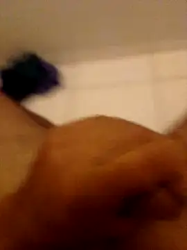 mlkpiranho25 online show from 02/08/25, 11:45