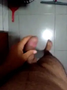 mlkpiranho25 online show from 01/24/25, 05:21