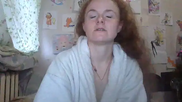 Snapshot of Rae_Jeannie chatting on 01/20/25, 12:49 Rae Jeannie online show from 01/20/25, 12:49