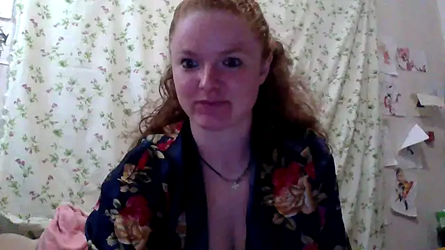 Snapshot of Rae_Jeannie chatting on 04/25/26, 07:22 Rae Jeannie online show from 04/25/26, 07:22