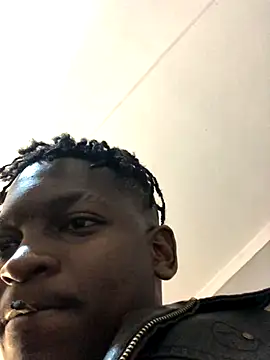 Redfucks333 online show from 10/01/25, 09:18