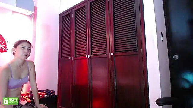 Snapshot of narendra_dayaramm chatting on 02/23/25, 01:13 narendra dayaramm online show from 02/23/25, 01:13