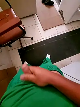 Snapshot of tesaodaweb chatting on 03/04/25, 03:59 tesaodaweb online show from 03/04/25, 03:59