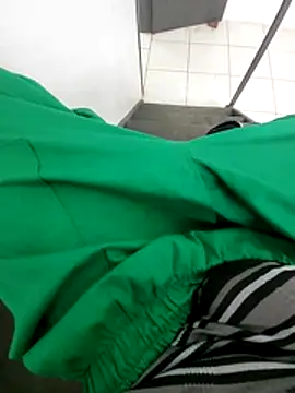 Snapshot of tesaodaweb chatting on 12/23/25, 11:09 tesaodaweb online show from 12/23/25, 11:09